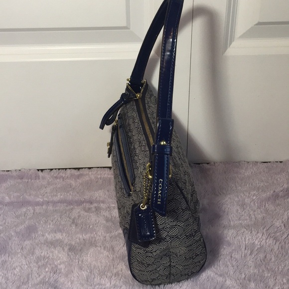 RARE VINTAGE Y2K Small Coach Purse!!! - Picture 3 of 6